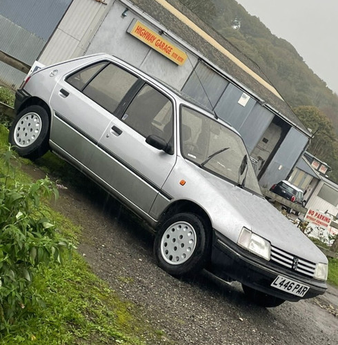 Peugeot 205 wheel trims diesel - 205,