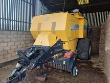 New Holland BB980 Big Baler