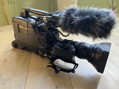 Sony dsr 450wsp camcorder - dsr,