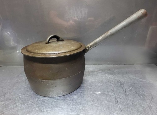 Antique marietta cast iron - pa,