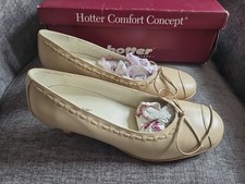A pair of Hotter ladies shoes