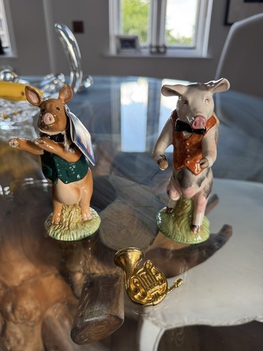 Mint vintage beswick - , pig