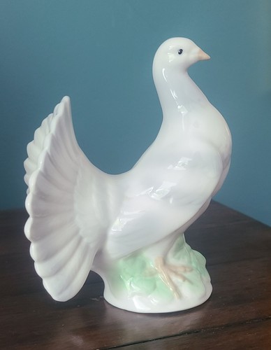 Vintage porcelain figurine - vintage,