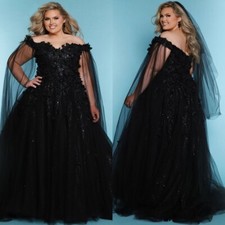 Plus Size Wedding Dresses Black Sleeveless Gothic Vintage Tulle Bridal Gowns