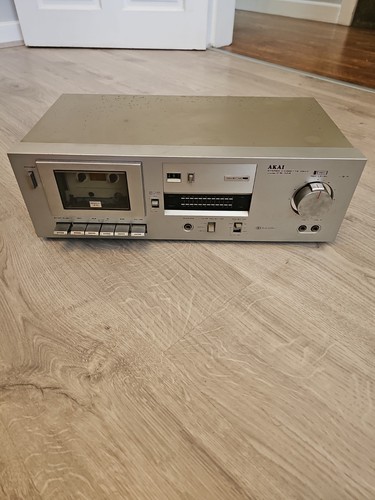 Vintage akai stereo - cs, m4