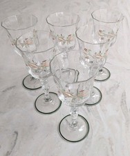 X5 Johnson Brothers Eternal Beau  Wine Glasses With Green Rim