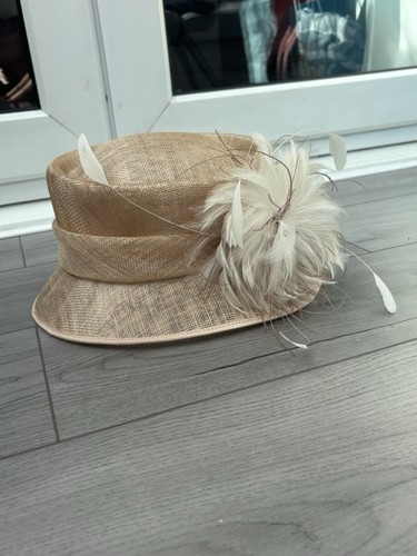 Phase eight beige - phase, wedding