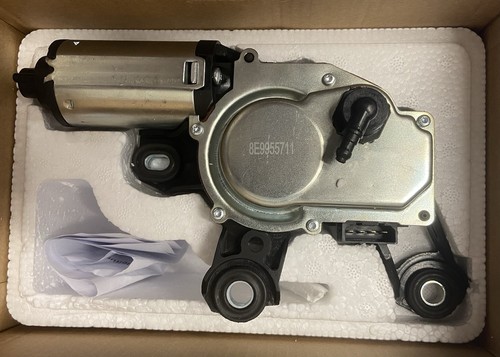 Rear windscreen wiper motor - windscreen,