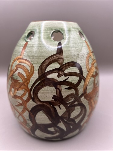 Isle man pottery vase - of,