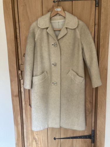 Vintage llama and mohair camel - llama,