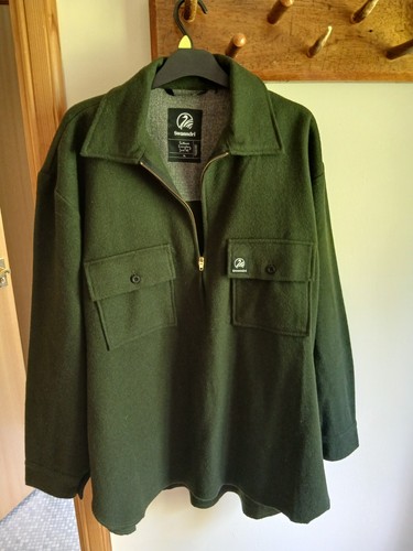 Swanndri green size - swanndri,