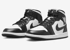 Nike Air Jordan 1 Mid Trainers