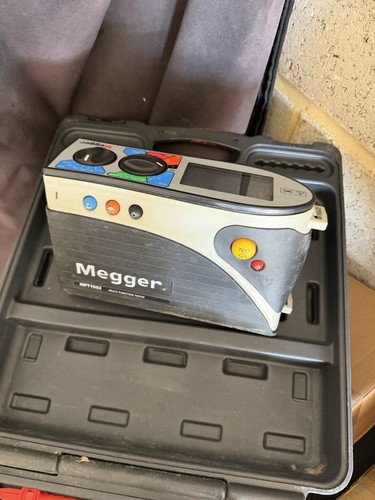 Megger 1552 electrical tester - megger,