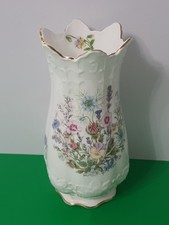 AYNSLEY BONE CHINA WILD TUDOR (FLOWERS) 8.5" VICTORIAN VASE/GOLD TRIM(G026)