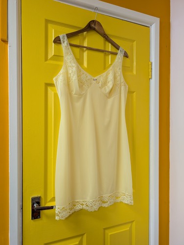 Vintage 1960s 1970s kayser - vintage,
