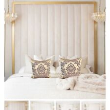 India Jane, Hayworth Cushion