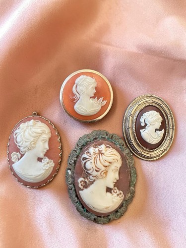 Brooches bundle joblot - bundle,