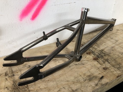 Dialled bikes titanium race - dialled,