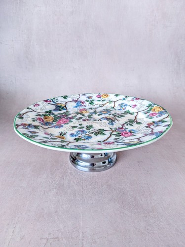 Royal tudor ware cake - ware, stand