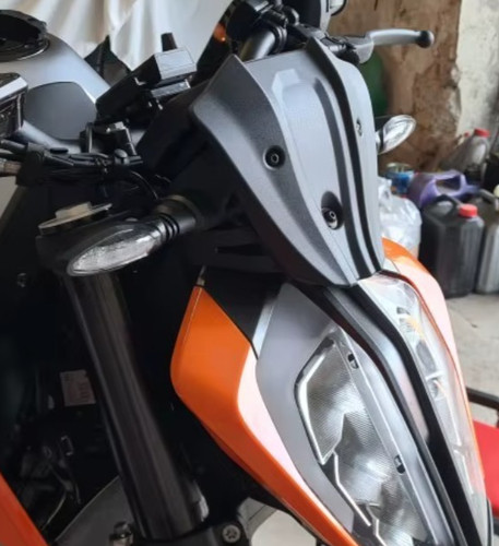 Motorcycle small windscreen - motorcycle,