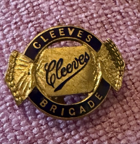 Vintage cleeves brigade - vintage, “cleeves