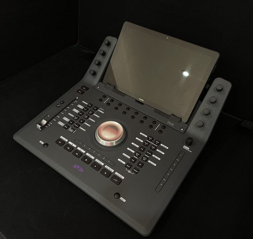 Avid dock pro - pro, control
