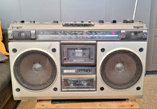 Hitachi TRK-8200E FM / SW / MW