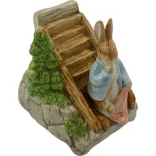 Schmid Peter Rabbit Ceramic Figurine Music Box Decorative  1970s Fully Working