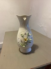 Vintage Irish Parian Donegal China Vase FlowersPattern delicate Irish