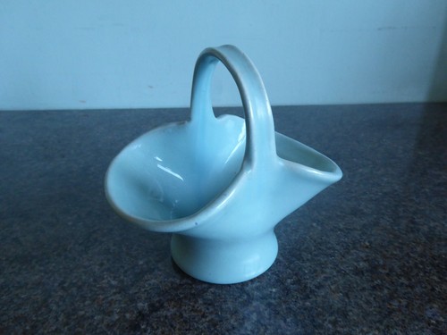 Dee cee stoneware basket - dee,
