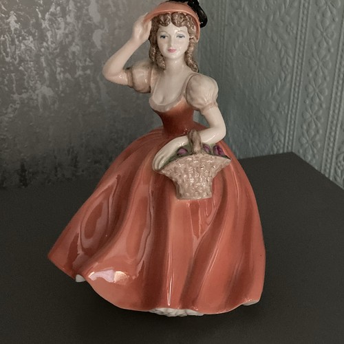 Chipped bonnet flora - bonnet,