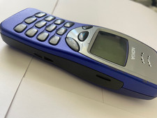 Nokia 3210 NSE-9 Older Model Mobile Phone Blue Original incl Ni-MH Battery BML-3