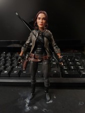 Tomb Raider Lara Croft Action Figure Marvel Legend Cuatom