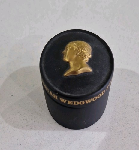 Rare josiah wedgwood black - rare,