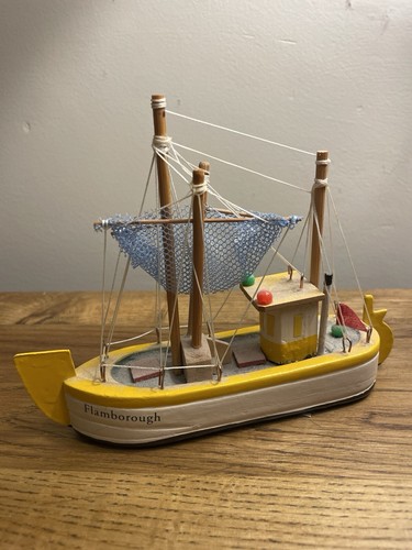 Model fishing boat flamborough - fishing,