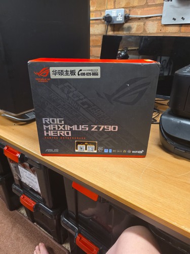 Asus rog maximus z790 hero - asus,