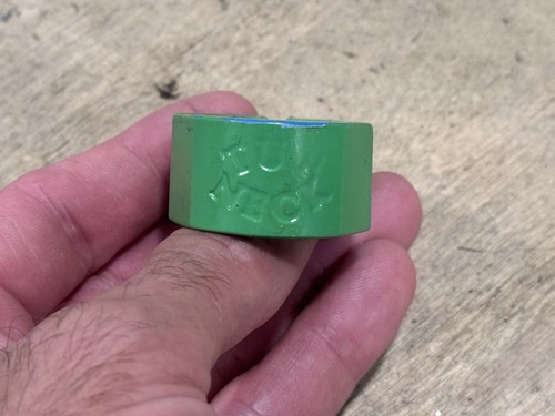 Oldschool tuf neck - neck, stamped
