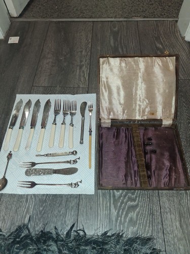 Vintage random items with