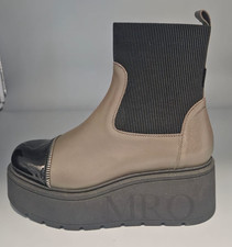 Marco Moreo Women's Beatless