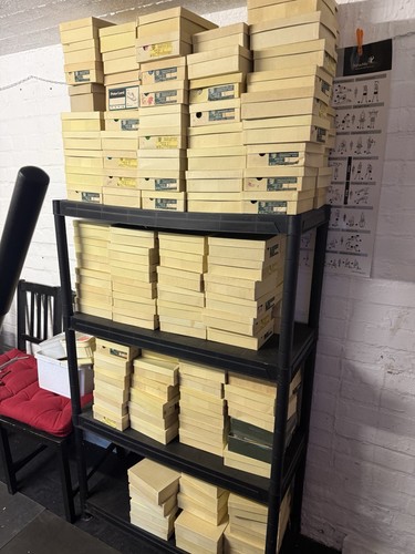 250 boxes twilleys - of,