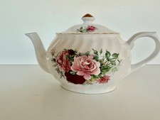 ARTHUR WOOD  Teapot Pottery Vintage  6304 Roses Pattern Excellent Condition