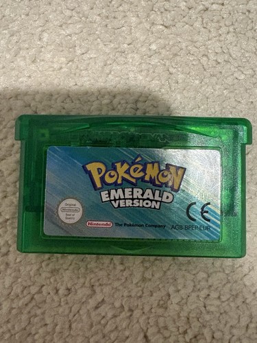 Pokemon emerald gba genuine - emerald,