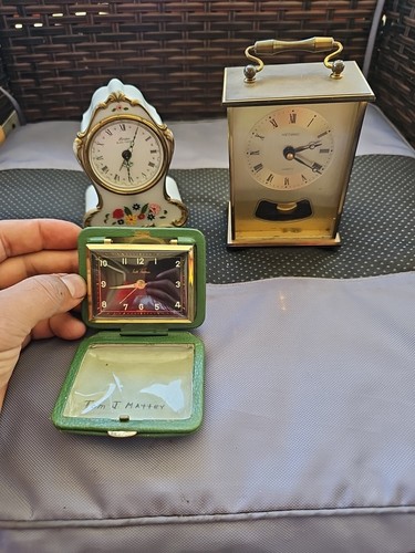 Vtg alarm clocks - vtg, lot
