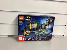 Lego DC. 76272 The Batcave with Batman, Batgirl The Joker [EA]