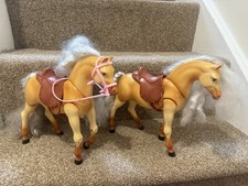 Barbie Horse Tawny Walks and Neighs 2006 Mattel Needs Clean Untested