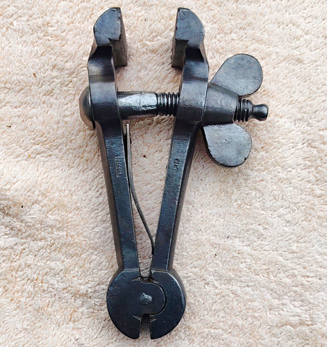 Antique thewlis griffin - , &