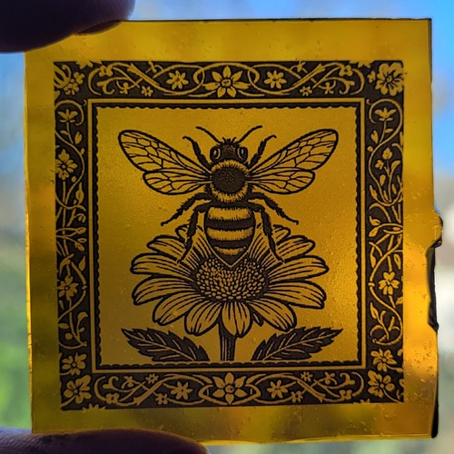 Stained glass bee kiln - , fired