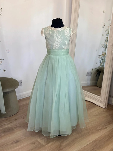 True bride girls dress - bride,