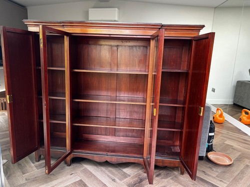Stunning antique display - stunning,