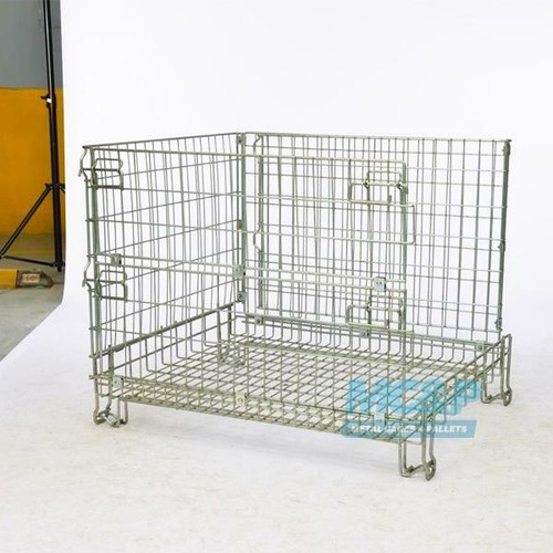 Large stackable pallet - cage,